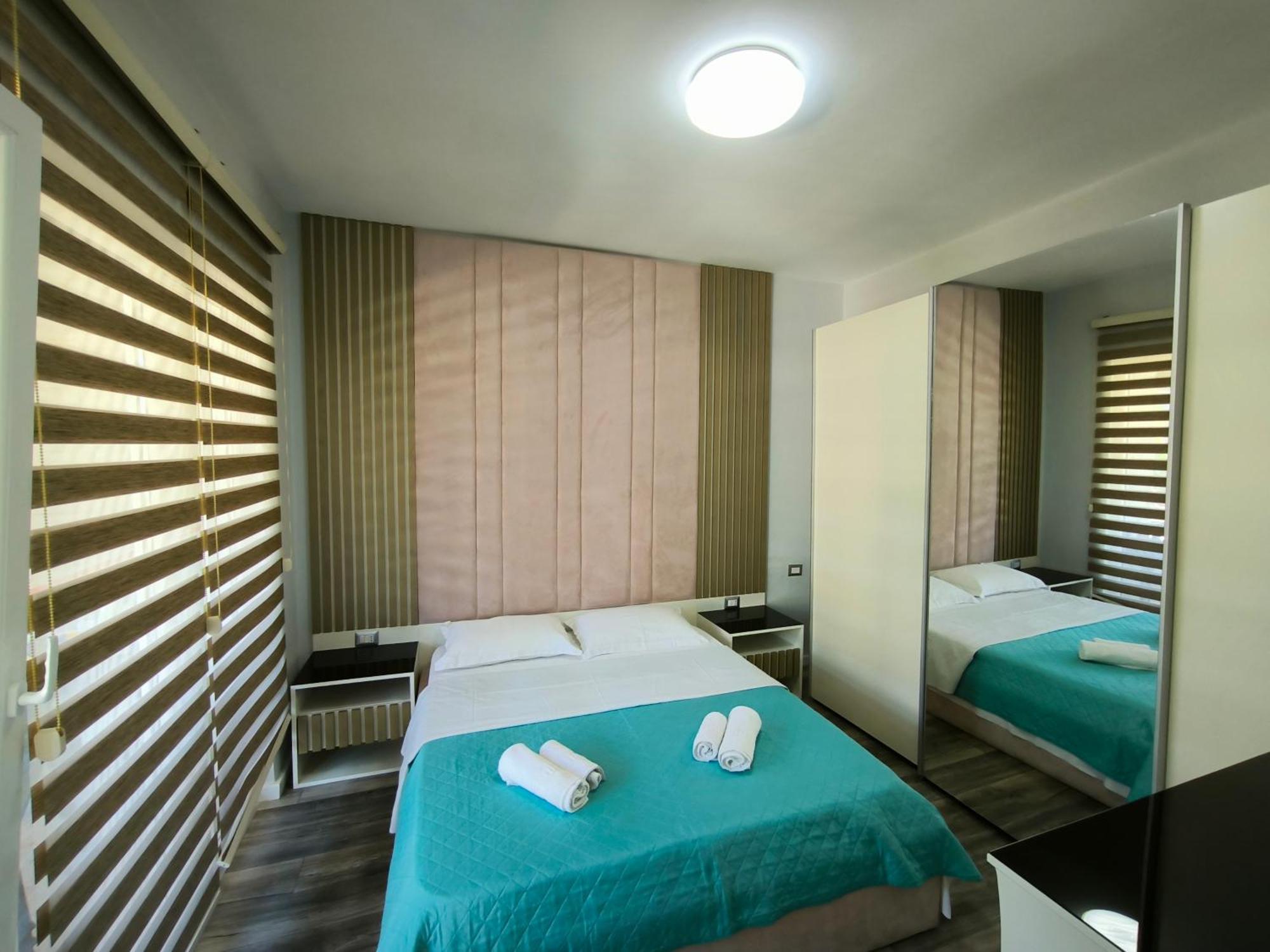 Artemis Beach House Vlorë Buitenkant foto