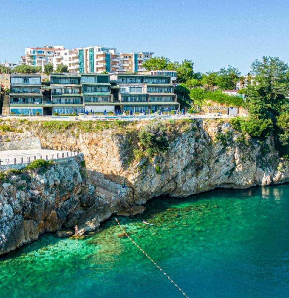 Artemis Beach House Vlorë Buitenkant foto