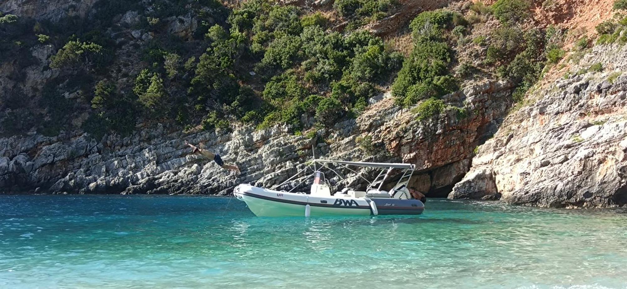 Artemis Beach House Vlorë Buitenkant foto
