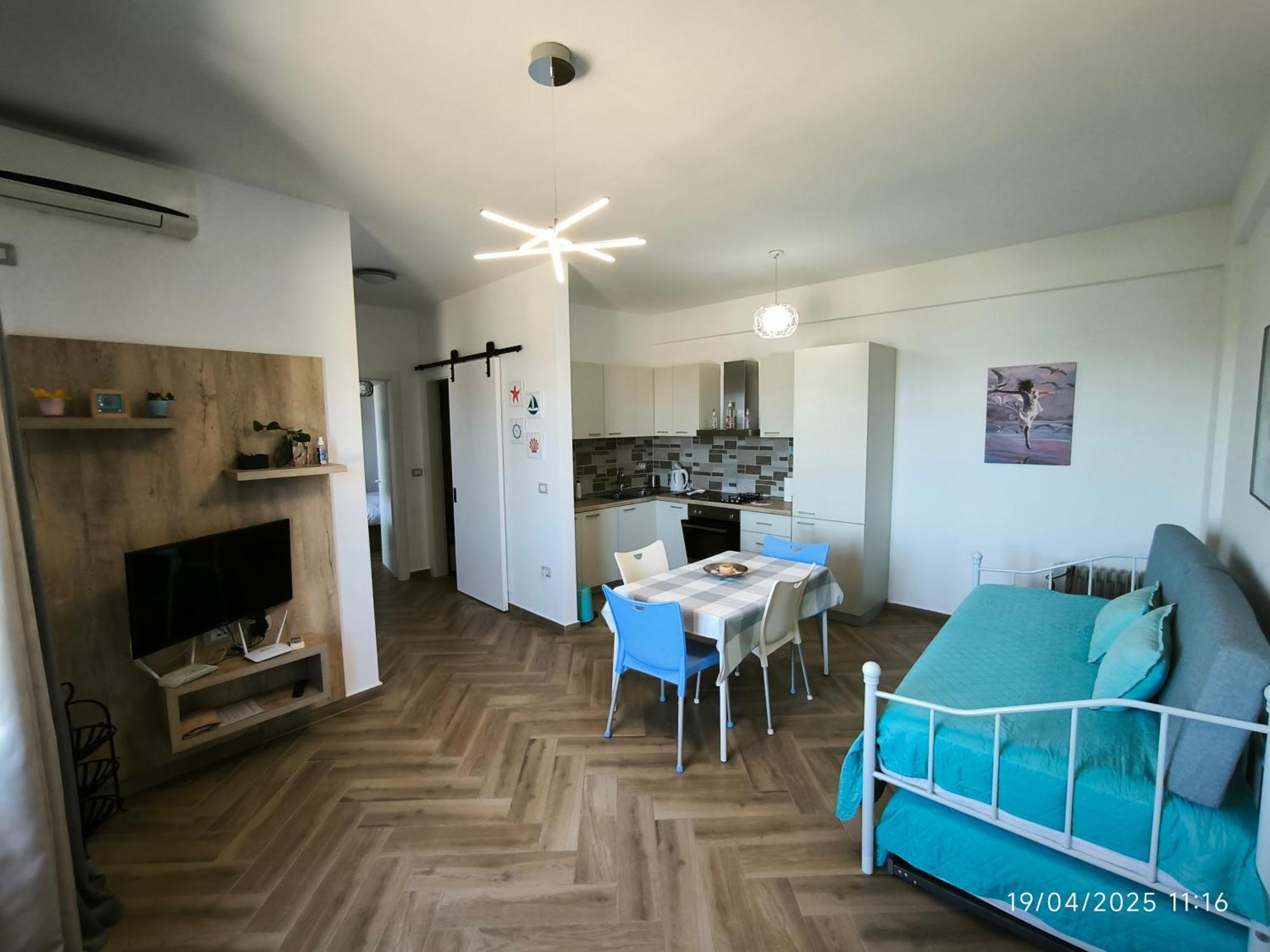 Artemis Beach House Vlorë Buitenkant foto