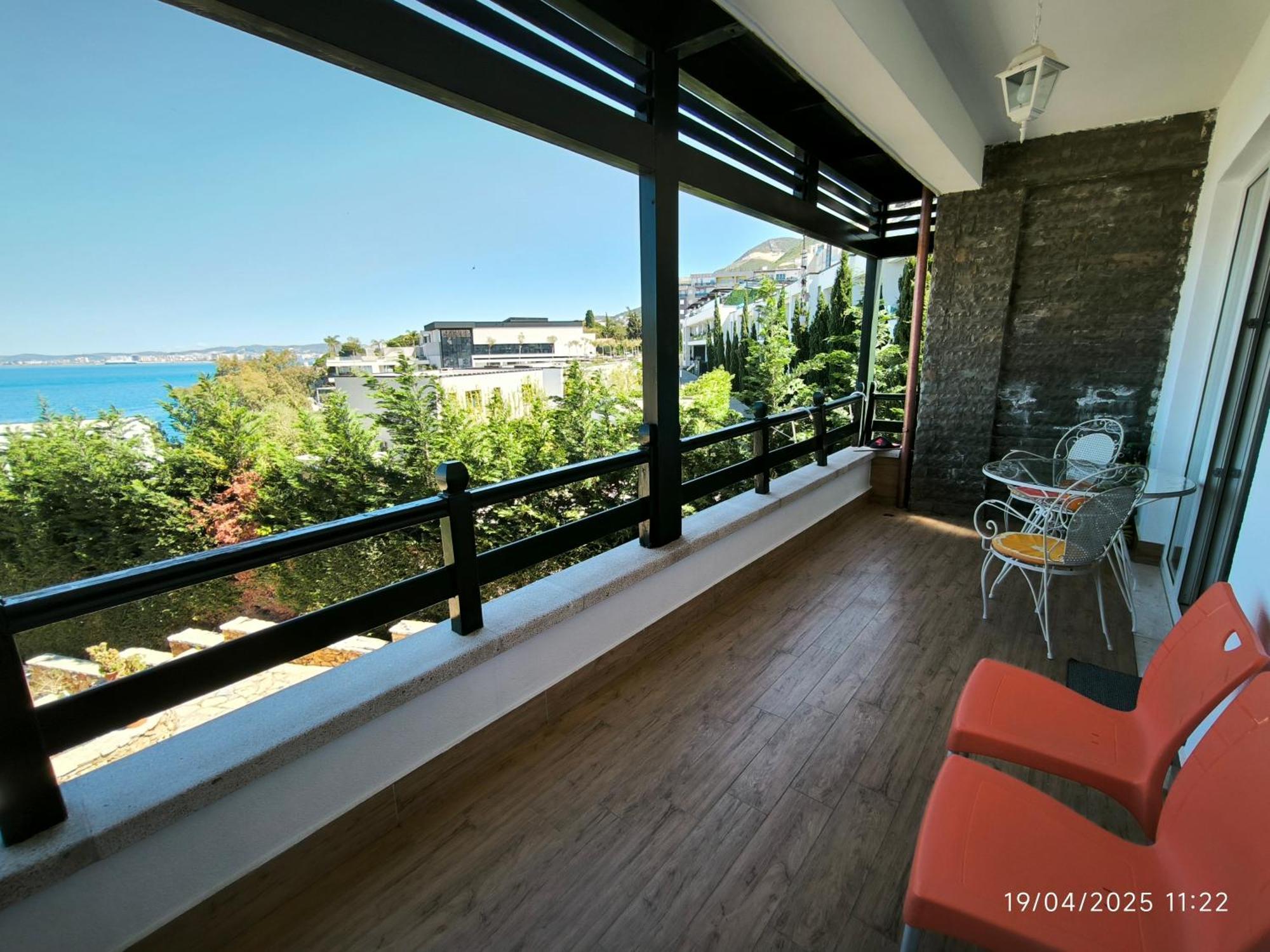Artemis Beach House Vlorë Buitenkant foto
